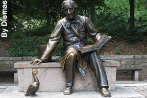 Statue of Hans Christian Andersen