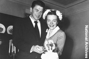 Wedding picture of Nancy and Ronald Reagan