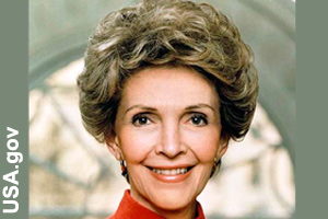 The official photo of Nancy Reagan in 1983